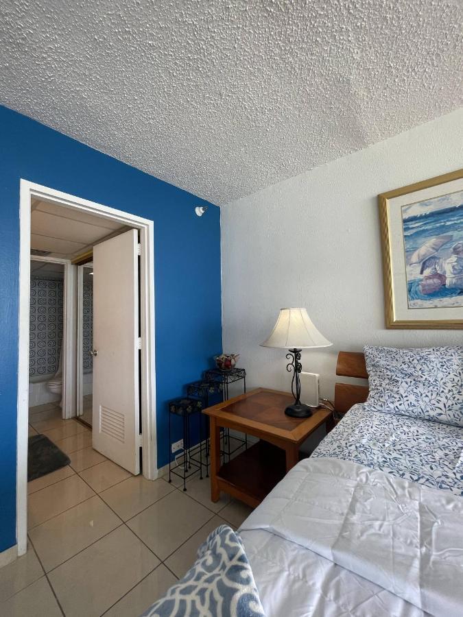 סן חואן Tropical Studio At The Beach In Isla Verde מראה חיצוני תמונה